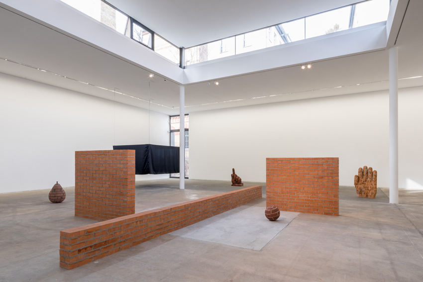 Judith_hopf_stepping_stairs_KW_Berlin_06